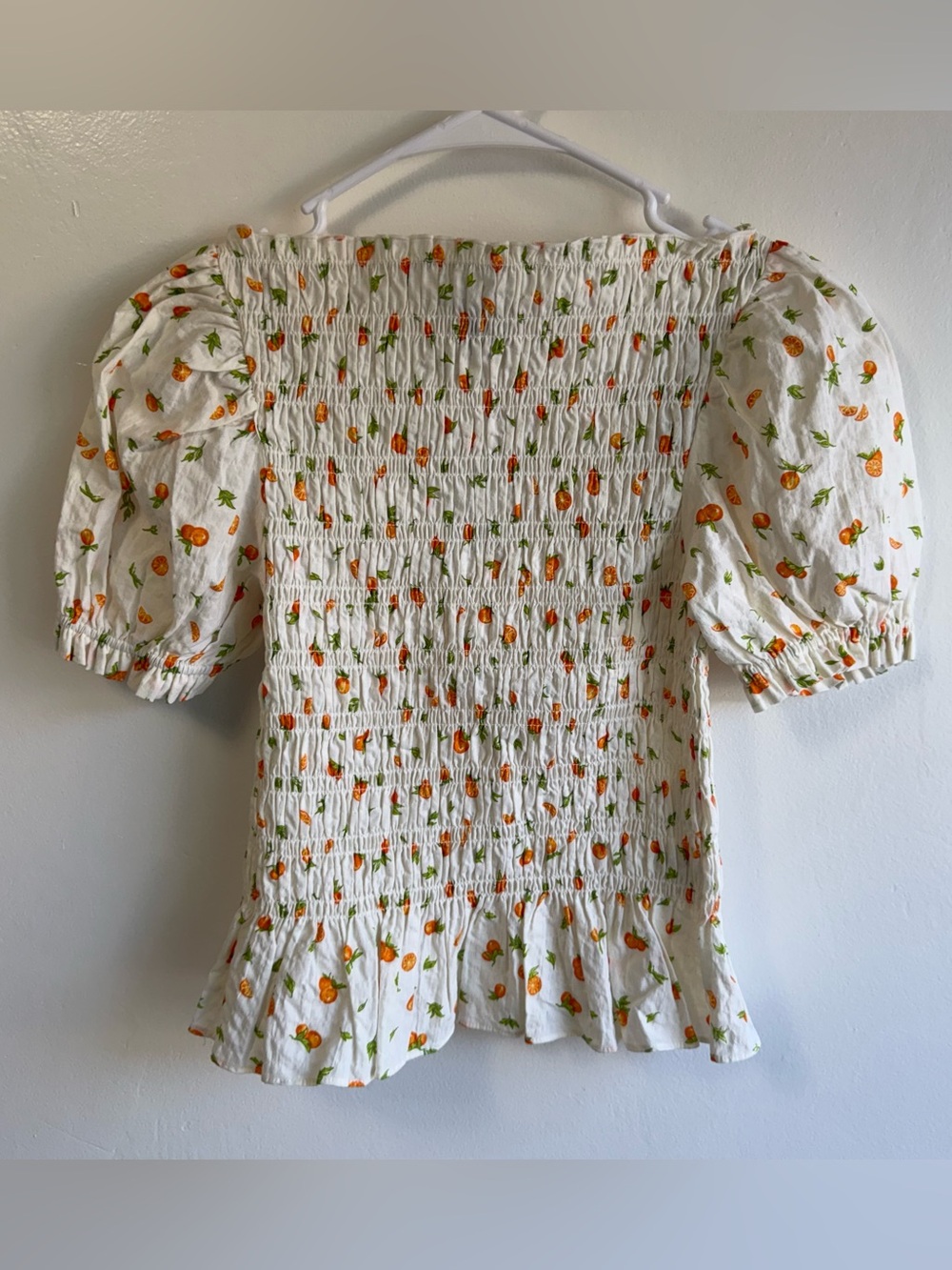 NWT H&M Divided Smocked Citrus Print Puff Sleeve High Neck Blouse size XS